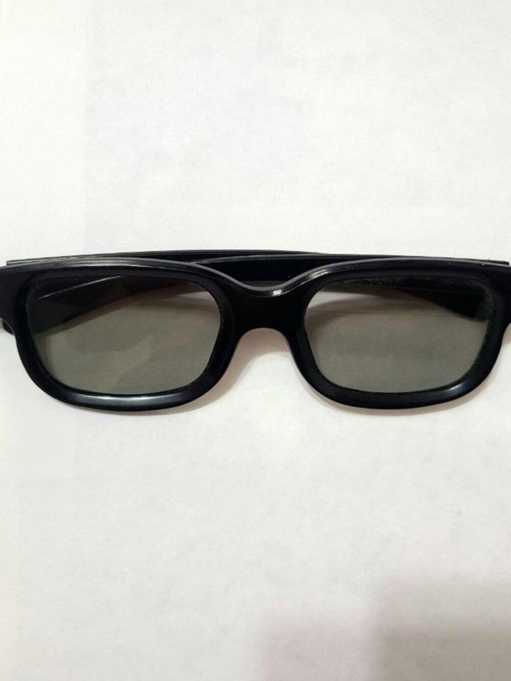Black Rectangular Sunglasses – Classic Frame